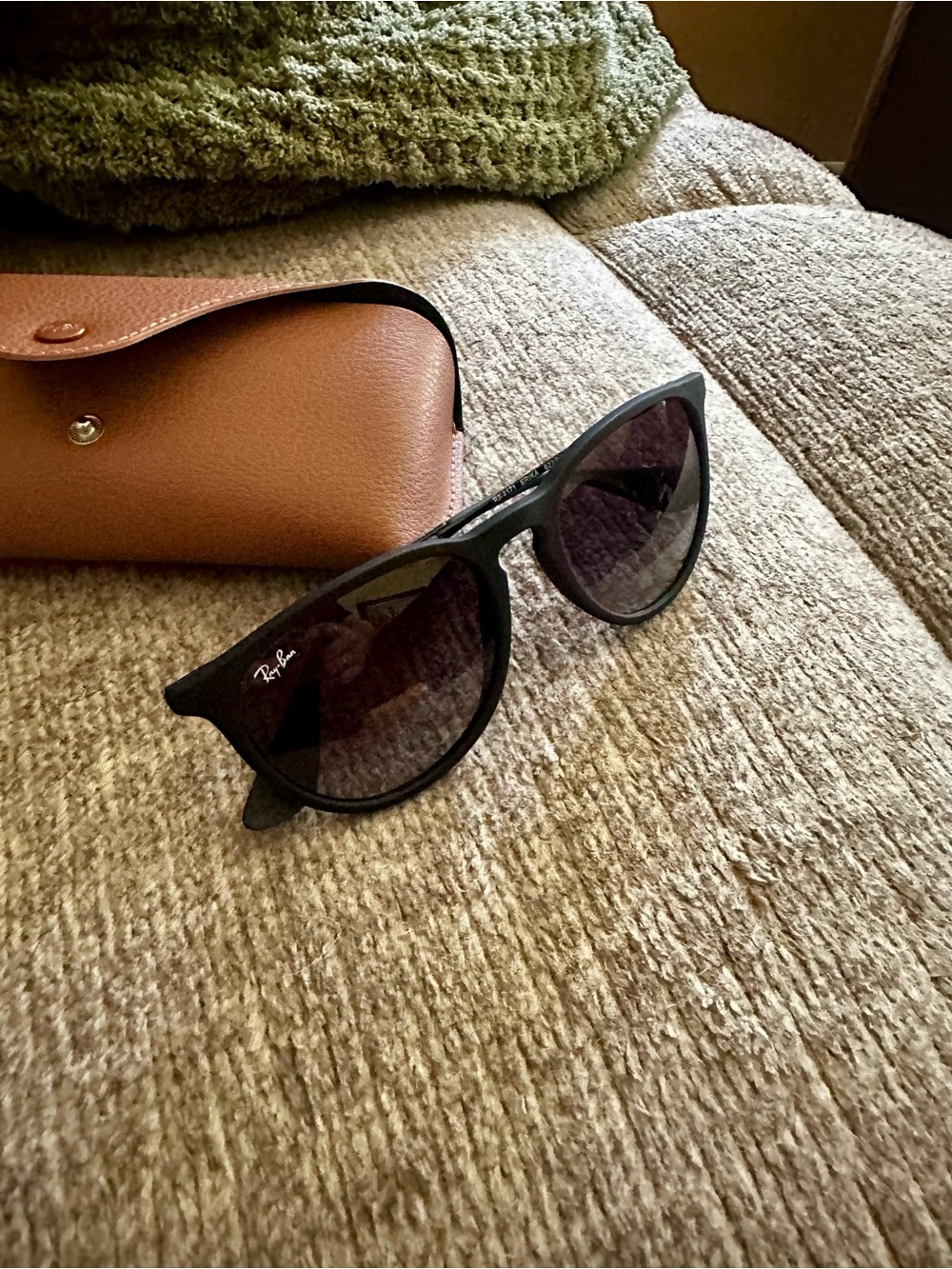 Ray-Ban Unisex Erika Polarized Sunglasses